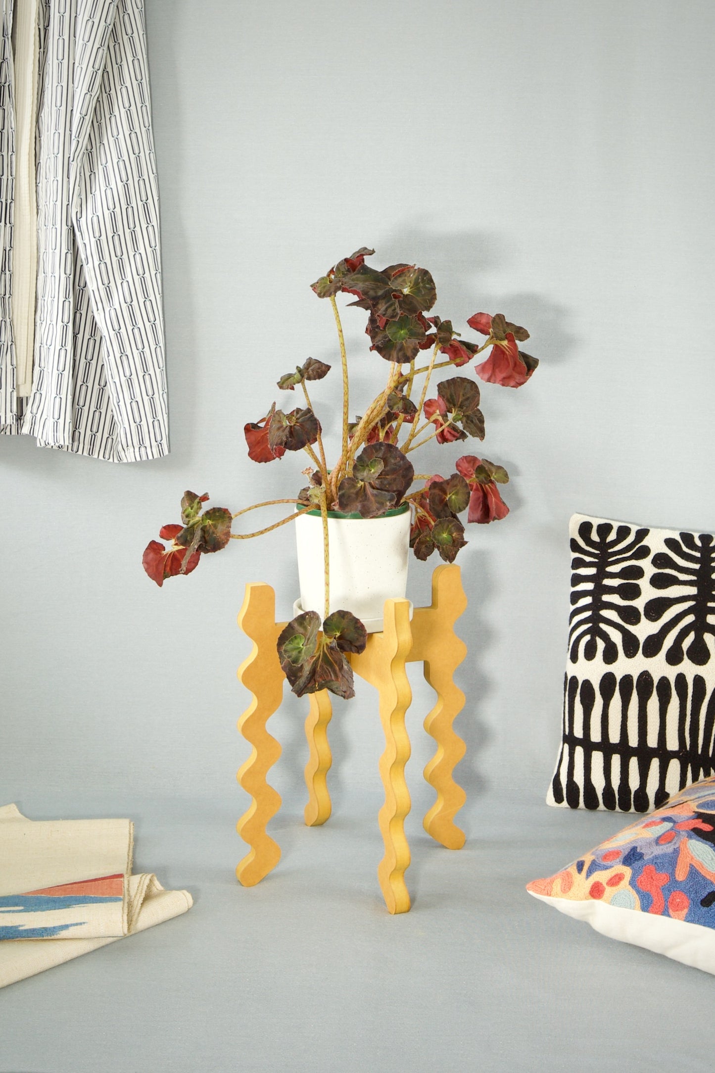 Saffron - Middie Wide